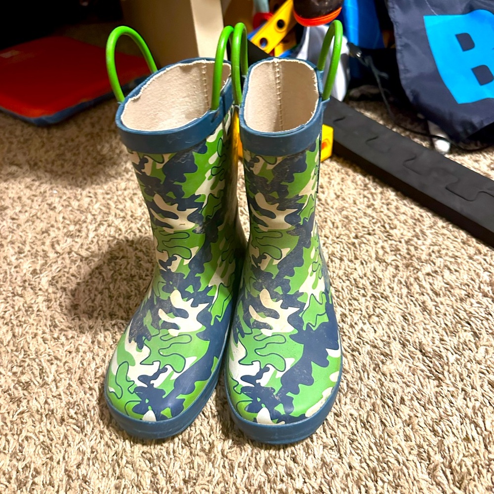 Carter rain boots